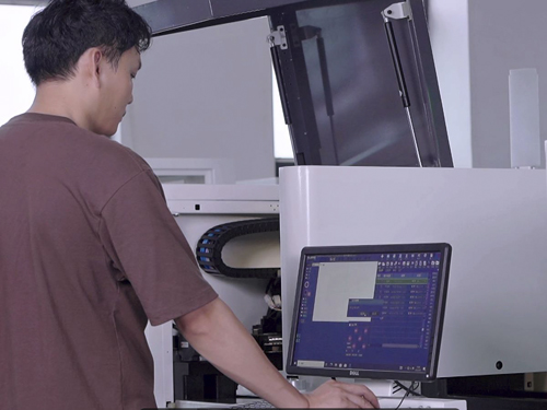 PUR熱熔自動點膠機在電線電纜中的點膠應用:技術革新與行業實踐